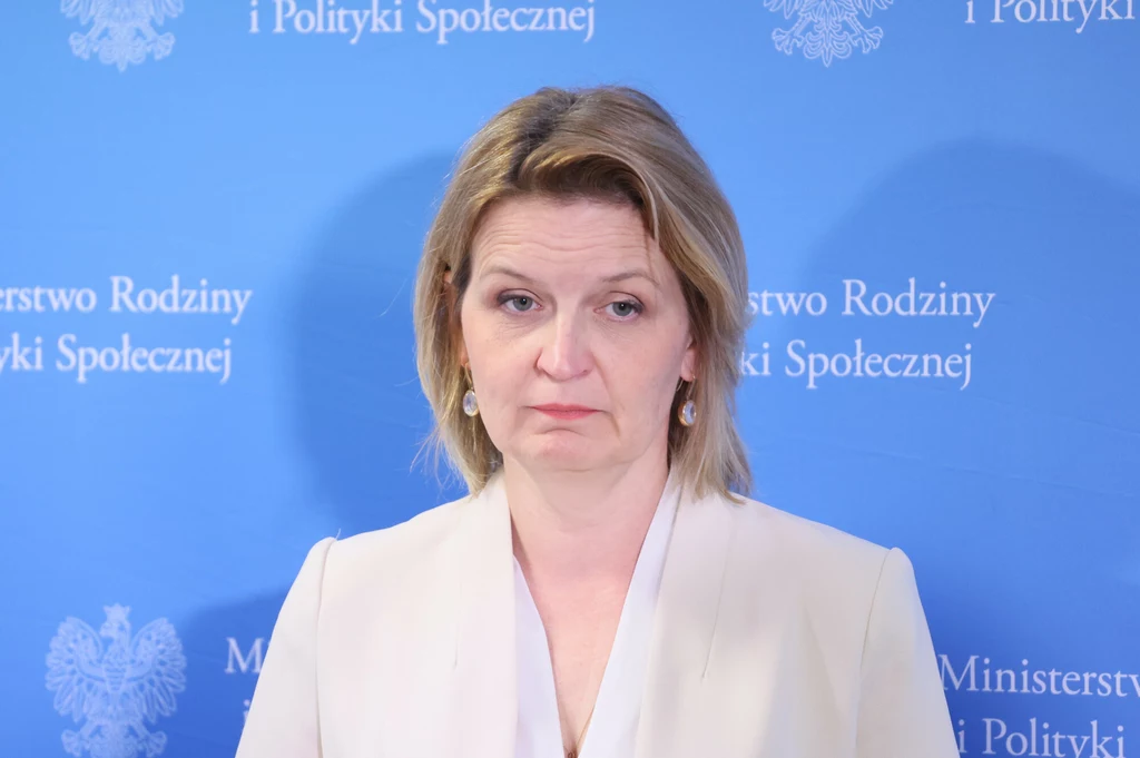 Wiceminister rodziny i polityki społecznej Barbara Socha Wiceminister rodziny i polityki społecznej Barbara Socha