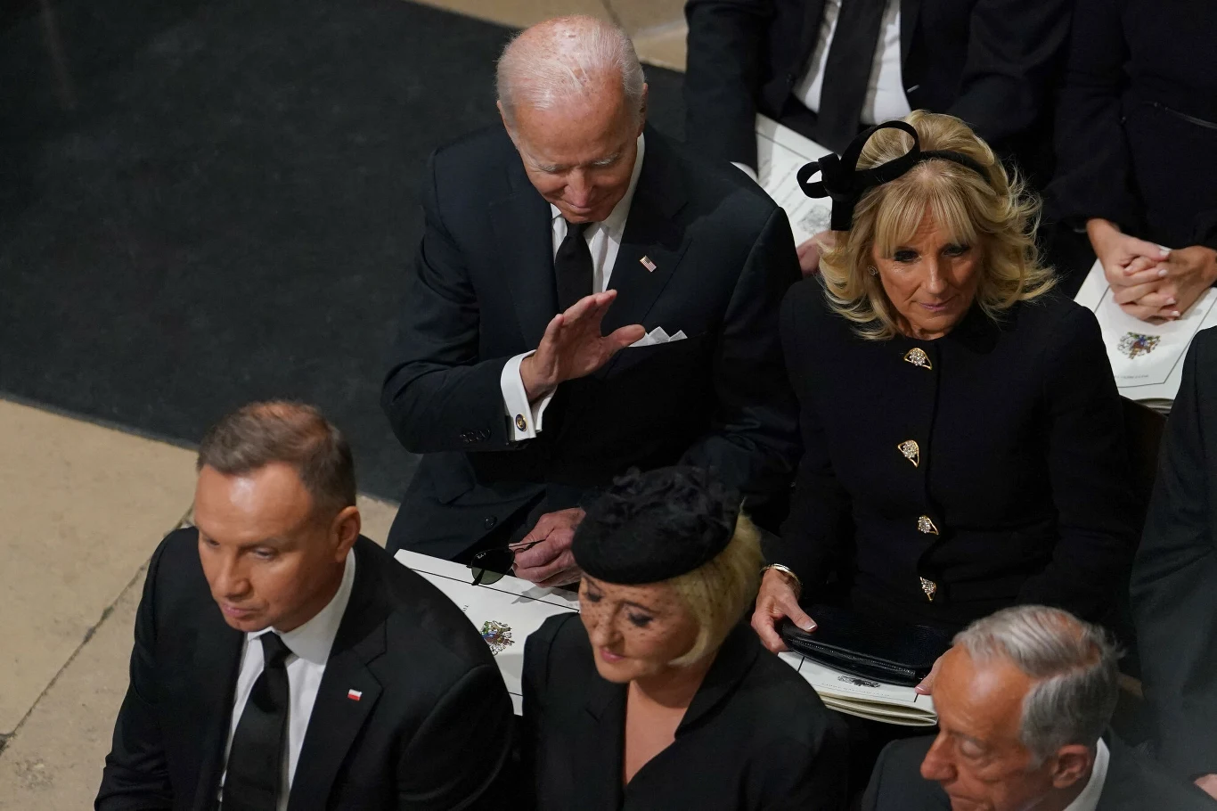 Prezydent Stanów Zjednoczonych Joe Biden z pierwszą damą Jill Biden.
Prezydent Andrzej Duda z małżonką Agatą Dudą.