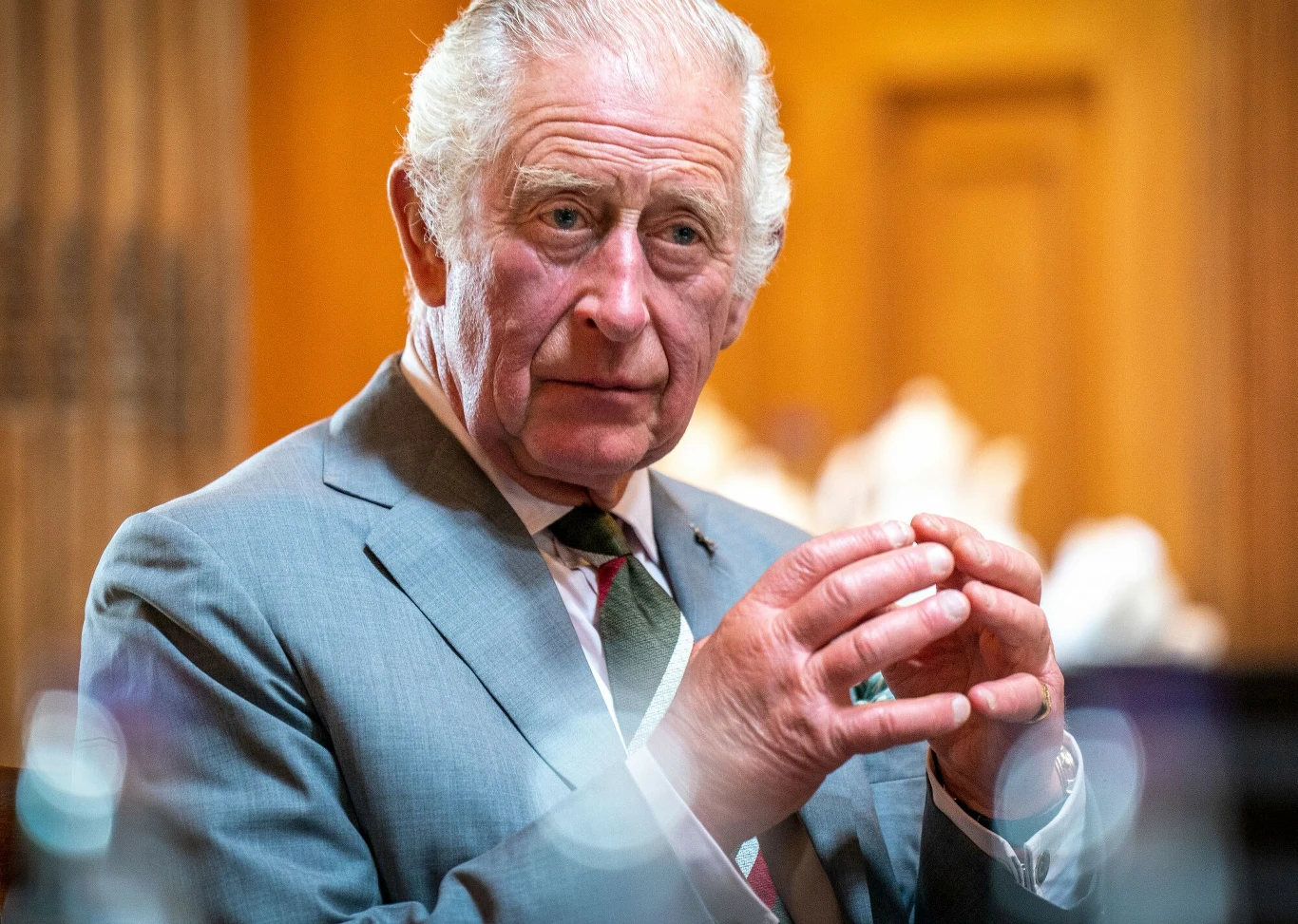 Król Karol III Król Karol III