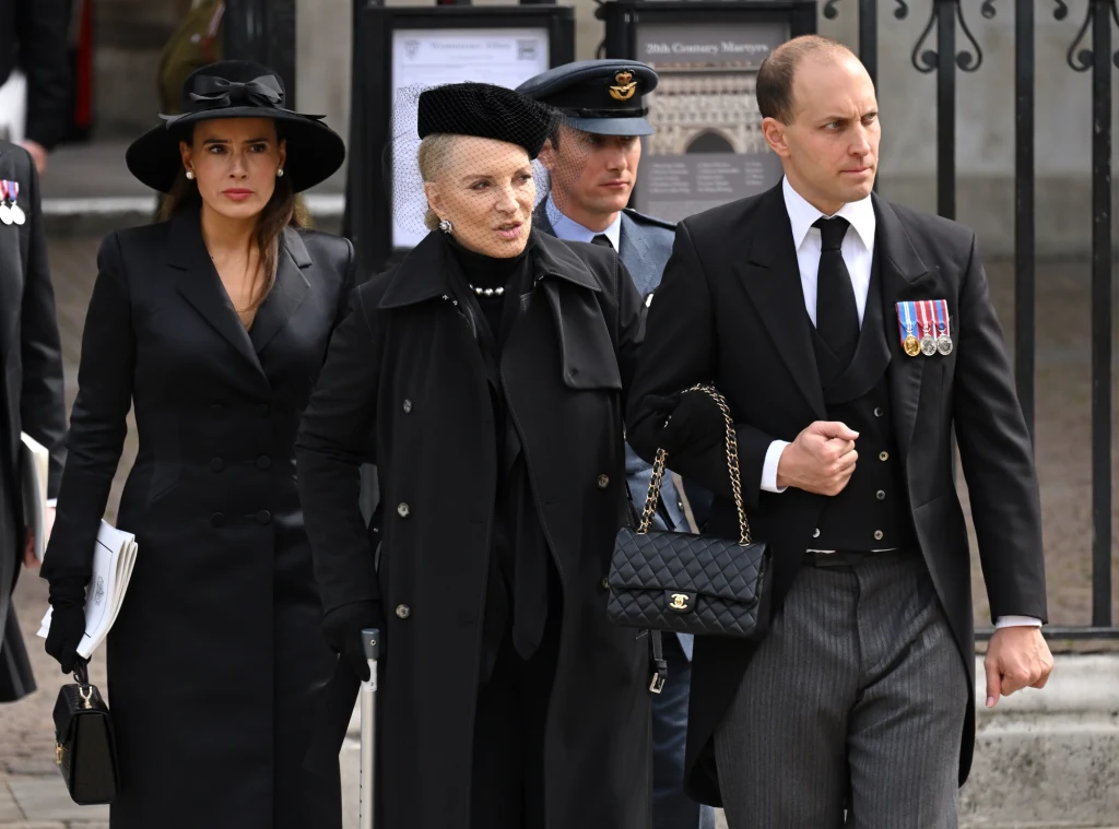 Sophie Winkleman na pogrzebie królowej Elżbiety II