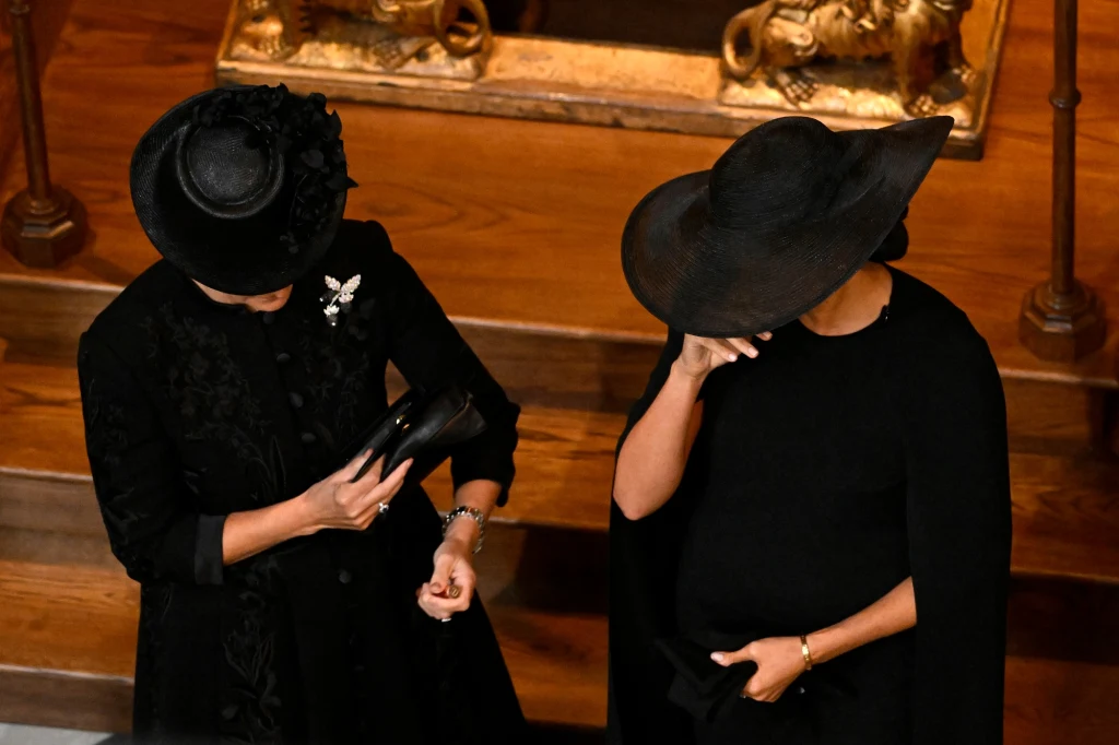 Hrabina Wessex i Meghan Markle Hrabina Wessex i Meghan Markle