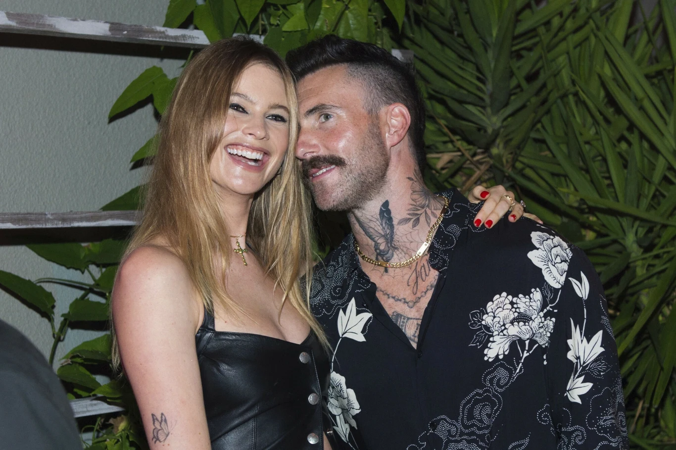 Adam Levine i Behati Prinsloo Adam Levine i Behati Prinsloo