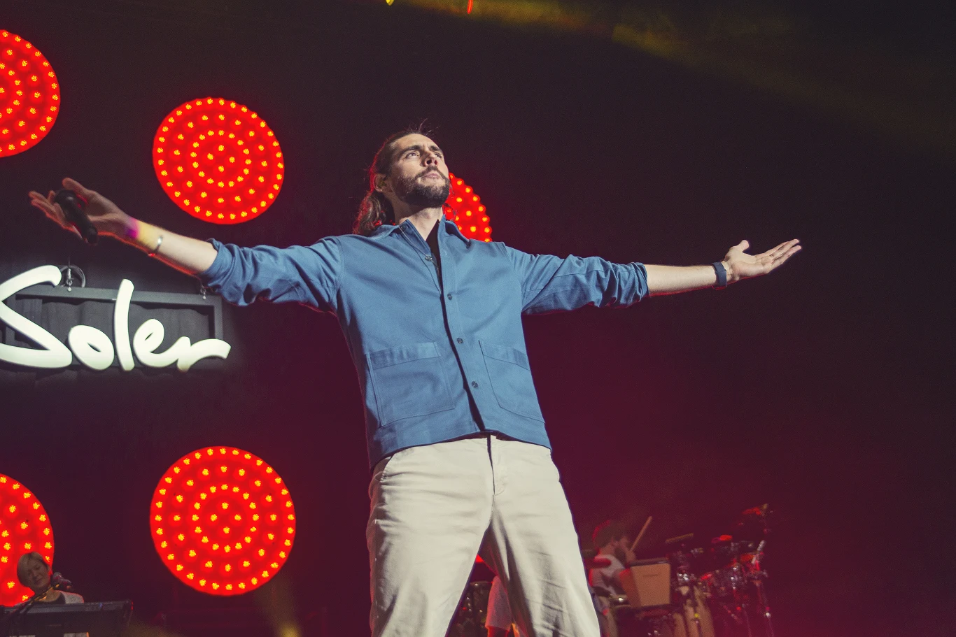 Alvaro Soler podczas koncertu w Krakowie Alvaro Soler podczas koncertu w Krakowie