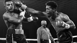 Isiah Jones (z prawej)