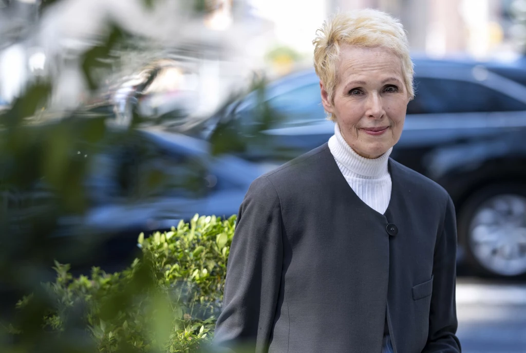 Jean Carroll twierdzi, że Donald Trump dokonał na niej napaści seksualnej w połowie lat 90. 