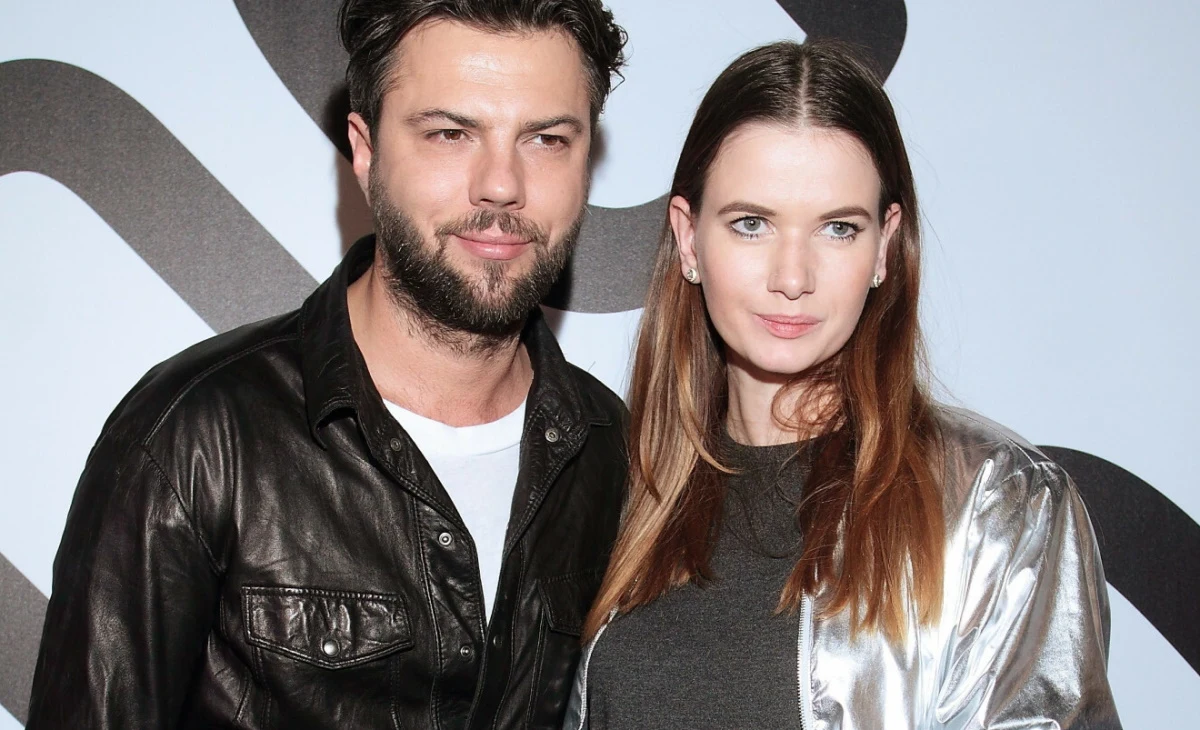 Olivier Janiak i Karolina Malinowska świętowali kolejną rocznicę ślubu Olivier Janiak i Karolina Malinowska świętowali kolejną rocznicę ślubu