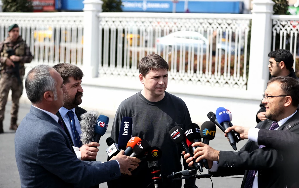 Mychajło Podolak wypowiedział się na temat ogłoszonej przez Putina częściowej mobilizacji w Rosji Mychajło Podolak wypowiedział się na temat ogłoszonej przez Putina częściowej mobilizacji w Rosji