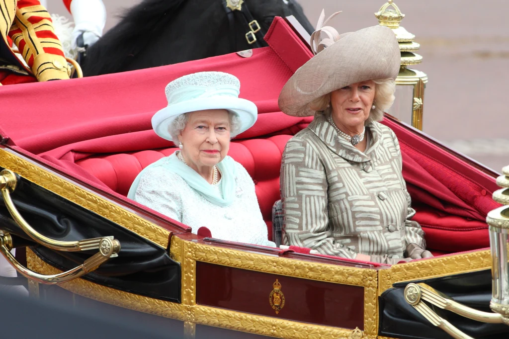 Królowa Elżbieta II, Camilla Parker-Bowles Królowa Elżbieta II, Camilla Parker-Bowles