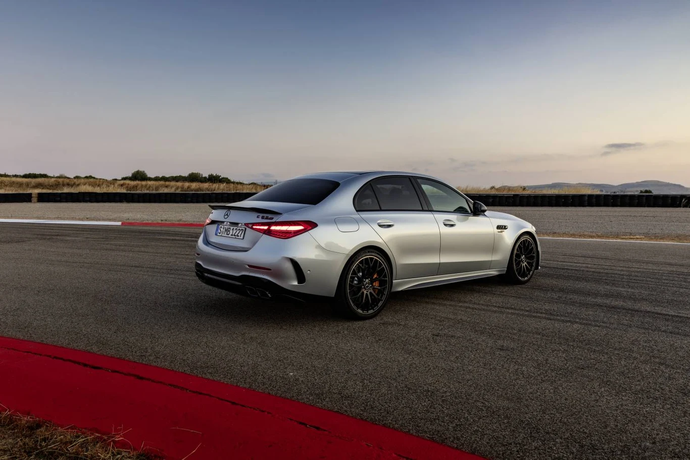 Mercedes-AMG C 63 SE Performance 