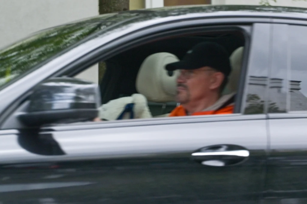 Krzysztof Ibisz za kierownicą Mercedesa GLC Krzysztof Ibisz za kierownicą Mercedesa GLC