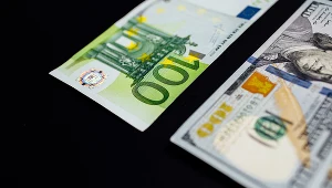 Złoty od kilku dni pozostaje stabilny pomimo zawirowań na rynku finansowym 