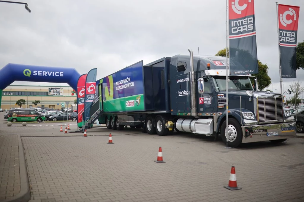 Q Service Castrol świętuje dołączenie 500. warsztatu do sieci. 