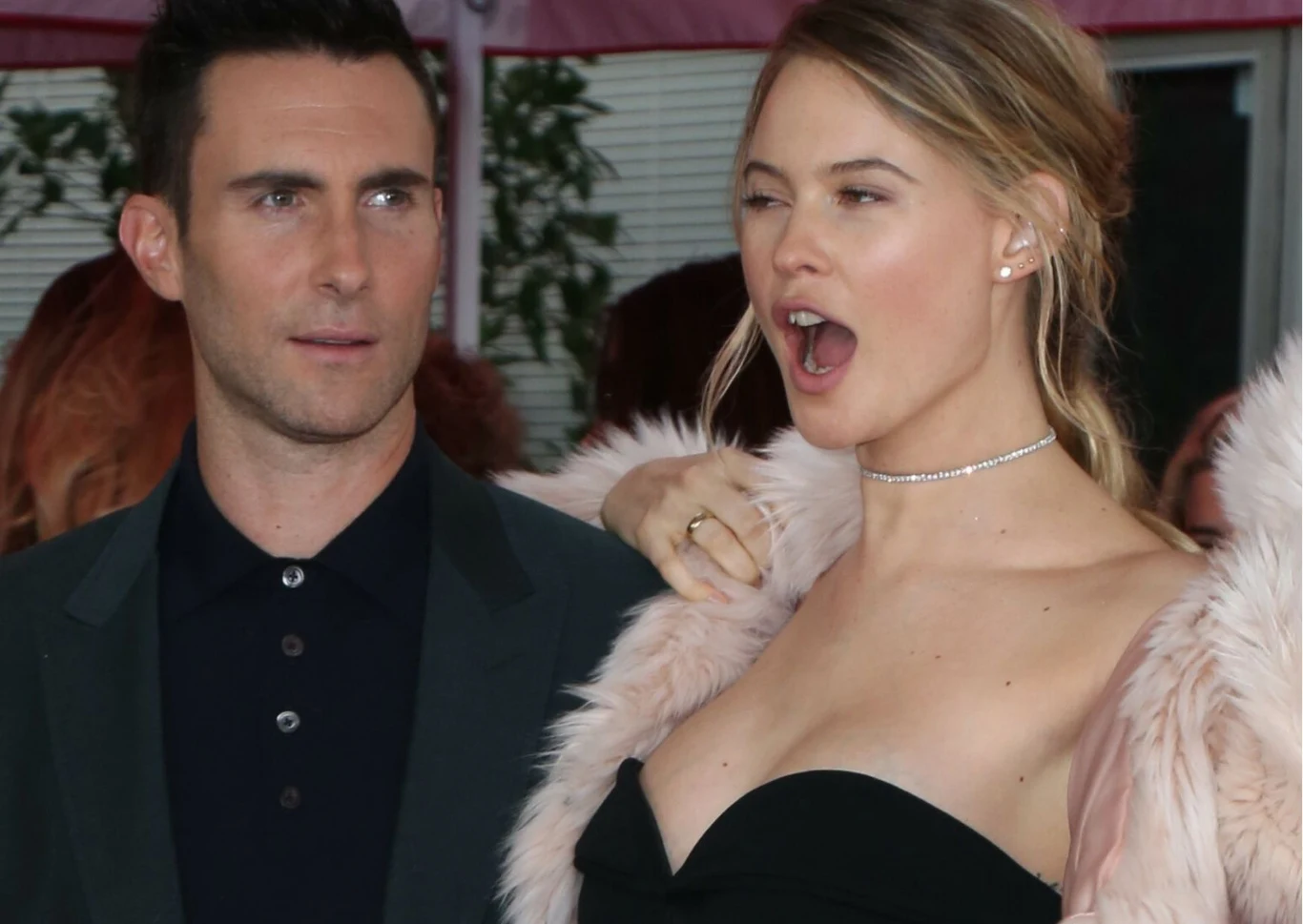 Adam Levine z żoną.