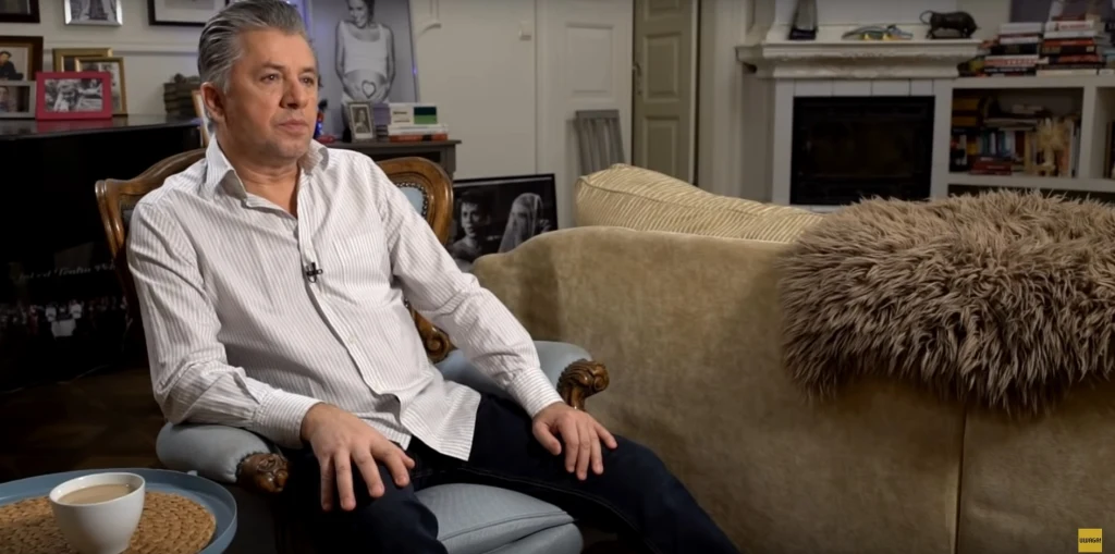 Janusz Józefowicz w "Kulisach sławy" TVN Janusz Józefowicz w "Kulisach sławy" TVN