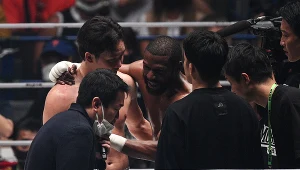 Floyd Mayweather w walce z Mikuru Asakurą