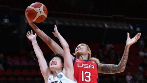 MŚ w koszykówce kobiet 2022. Drużyna USA pokonała wysoko ekipę Korei Południowej i pobiła rekord. Przy piłce: Shakira Austin