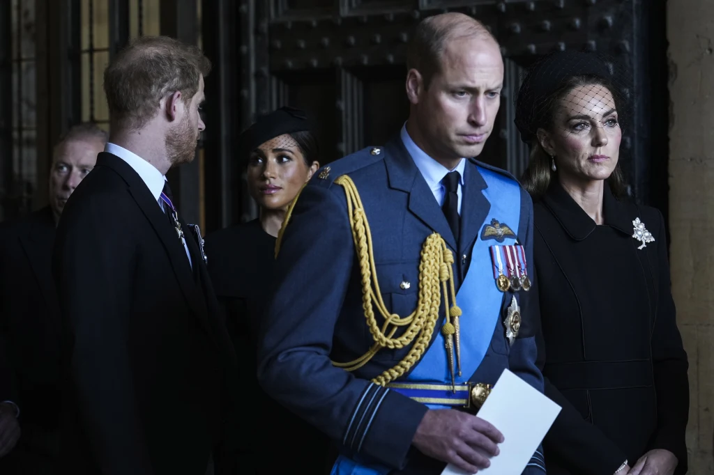 Harry, Meghan i William z Kate Harry, Meghan i William z Kate