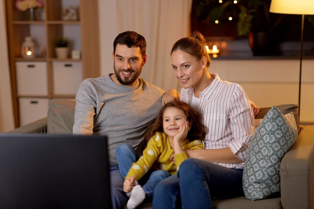 Przekątna obrazu powinna być dostosowana do odległości, z której oglądamy telewizję 