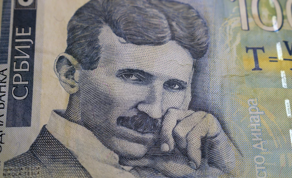 Nikola Tesla znajduje się na serbskim banknocie 100-dinarowym