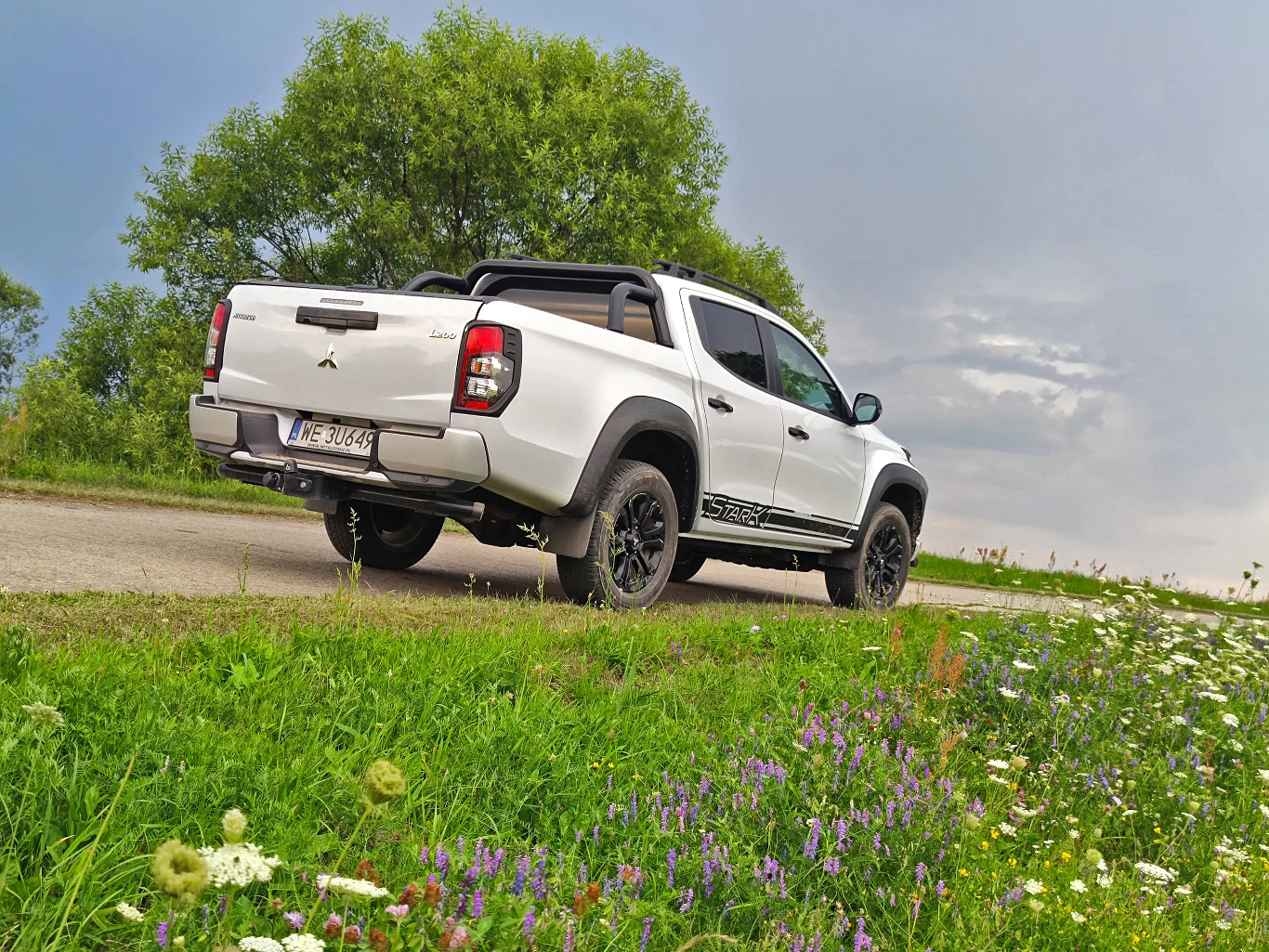 Mitsubishi L200 Stark - nie tylko na farmę