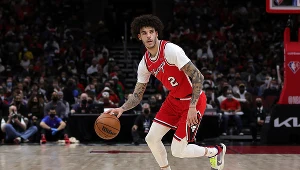 NBA. Lonzo Ball miał znaczący wpływ na grę Chicago Bulls do czasu swojej poważnej kontuzji
