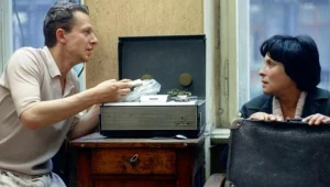 Bogusław Linda i Maria Chwalibóg w filmie Agnieszki Holland "Kobieta samotna"