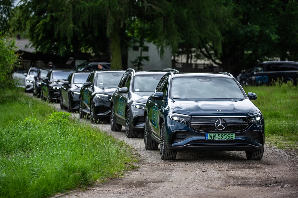 Poprzez szkolenia EQ Tour Mercedes chce pokazać jak wygląda elektromobilność w rzeczywistości.