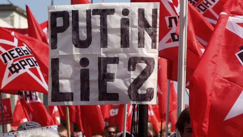 Rosyjskie media niezależne juz wcześniej podejrzewały, że Roskomnadzor prowadzi szeroką inwigilację m.in. wśród uczestników antyrzadowych protestów Rosyjskie media niezależne juz wcześniej podejrzewały, że Roskomnadzor prowadzi szeroką inwigilację m.in. wśród uczestników antyrzadowych protestów