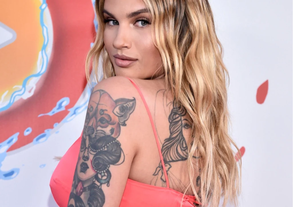 Karolina Gilon Karolina Gilon