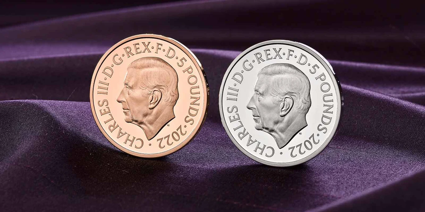 Moneta o nominale 50 pensów będzie dystrybuowana zgodnie z zapotrzebowaniem przez banki, towarzystwa budowlane i urzędy pocztowe. Będą one w obiegu razem z monetami przedstawiającymi Elżbietę II. Fot. The Royal Mint Moneta o nominale 50 pensów będzie dystrybuowana zgodnie z zapotrzebowaniem przez banki, towarzystwa budowlane i urzędy pocztowe. Będą one w obiegu razem z monetami przedstawiającymi Elżbietę II. Fot. The Royal Mint