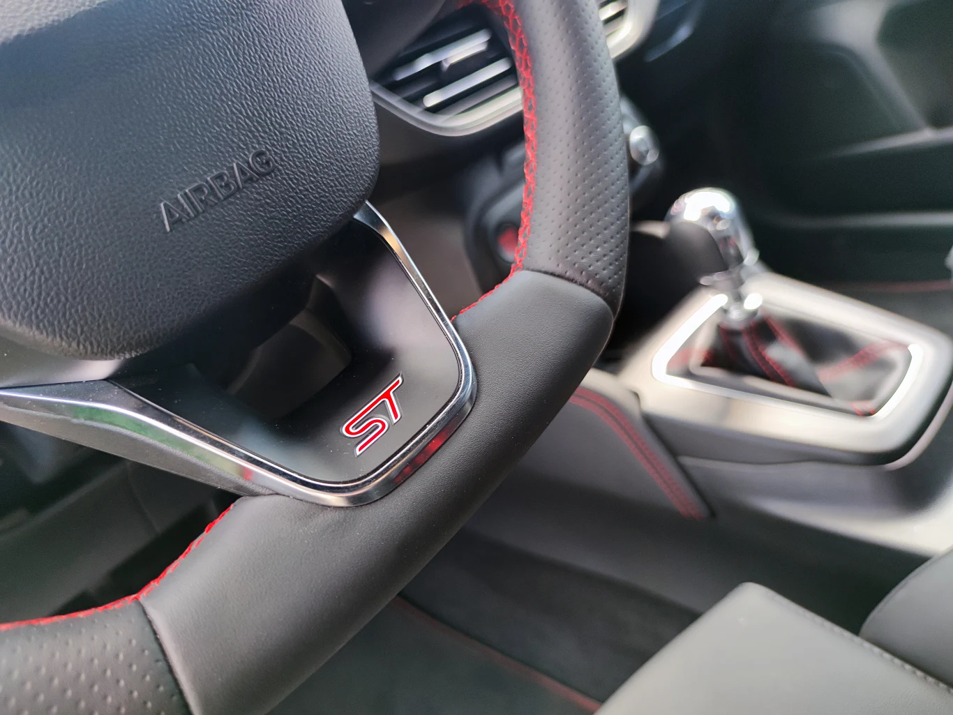 Ford Focus ST X