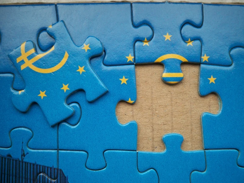 W tym roku rolnicy z większą niecierpliwością czekają na przelew z ARiMR, bo koszty produkcji drastycznie poszły w górę W tym roku rolnicy z większą niecierpliwością czekają na przelew z ARiMR, bo koszty produkcji drastycznie poszły w górę