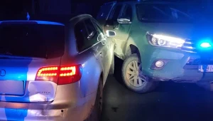 Podczas blokady został uszkodzony samochód Straży Granicznej