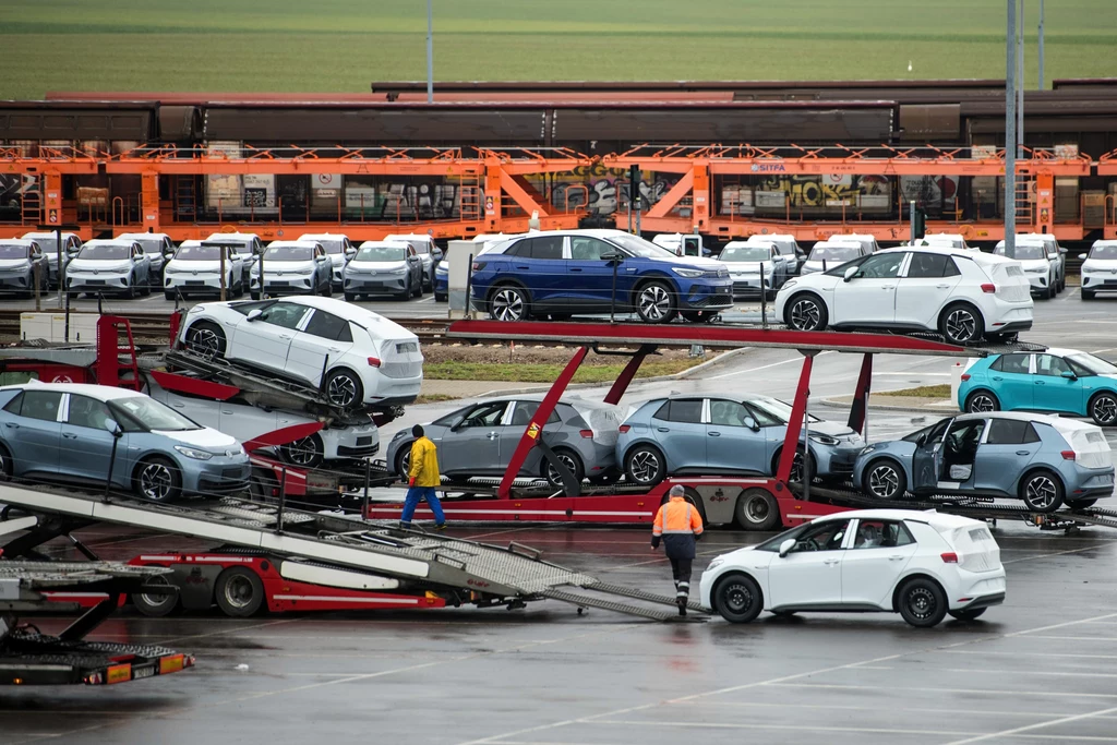 Każdy samochód elektryczny będzie posiadał własny paszport