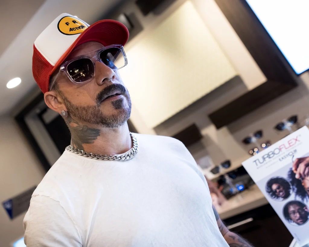 AJ McLean jest jednym z wokalistów grupy Backstreet Boys AJ McLean jest jednym z wokalistów grupy Backstreet Boys