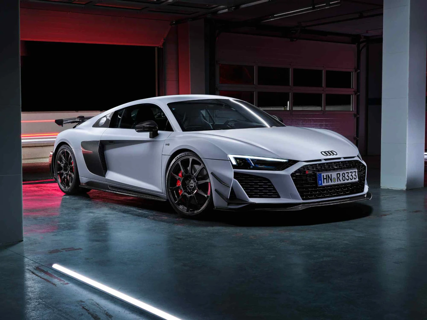 Audi R8 Coupe GT RWD