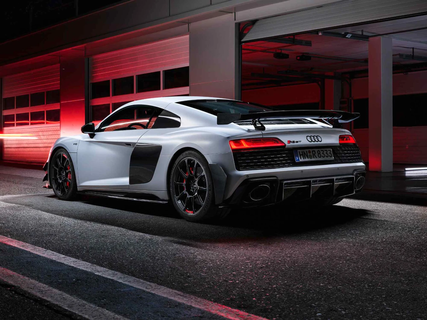 Audi R8 Coupe GT RWD