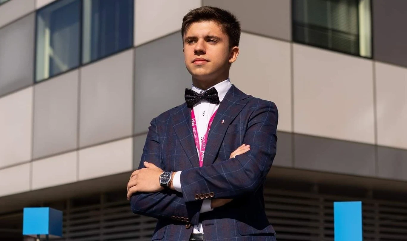 Nad czym obecnie pracuje Maksymilian Paczyński? Nad czym obecnie pracuje Maksymilian Paczyński?