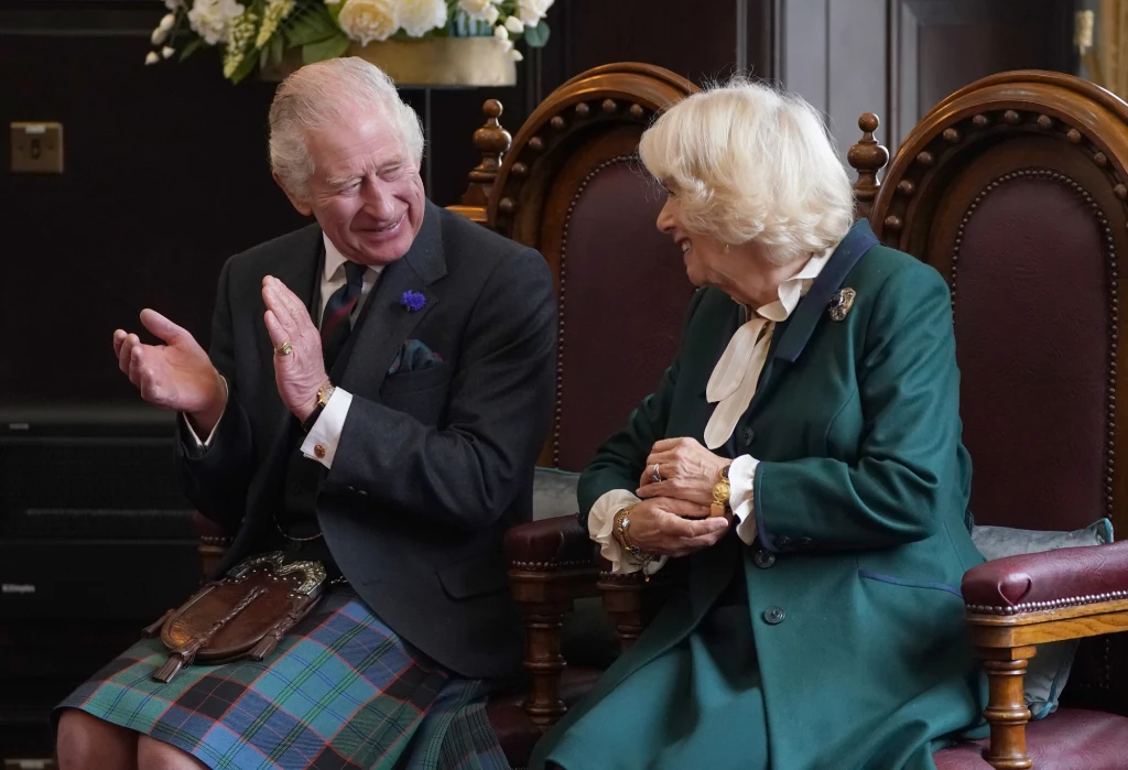 Król Karol III, królowa małżonka Camilla