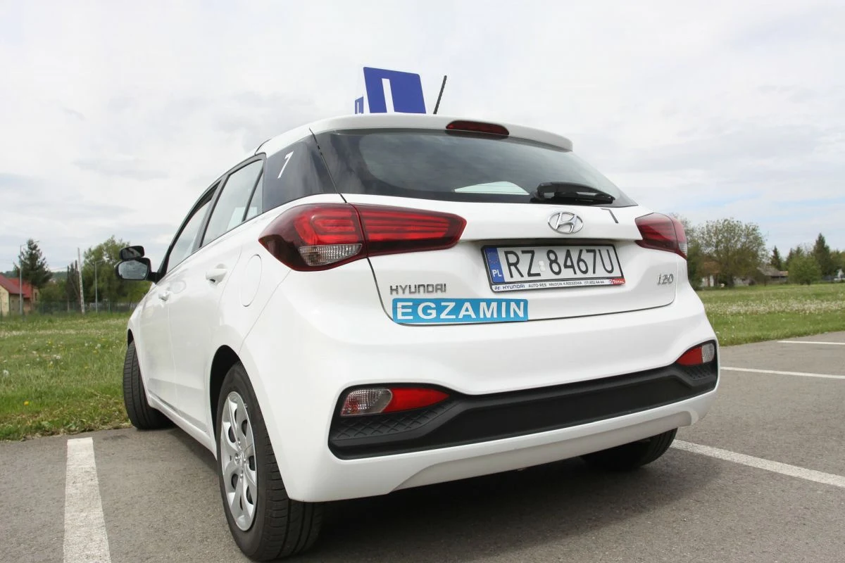 Posłowie PiS chcą, by o cenach egzaminów na prawo jazdy decydowały sejmiki województw Posłowie PiS chcą, by o cenach egzaminów na prawo jazdy decydowały sejmiki województw