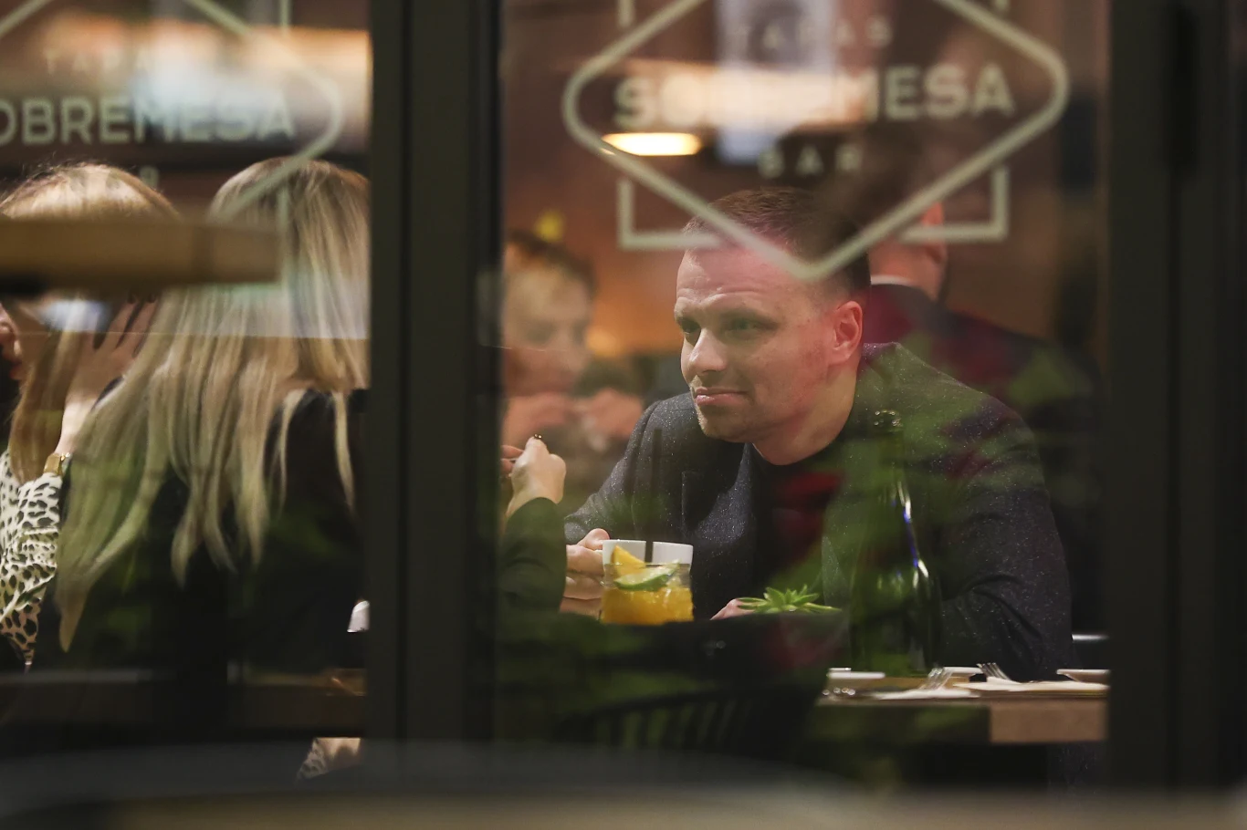 Marcin Hakiel na randce z dziewczyną Marcin Hakiel na randce z dziewczyną