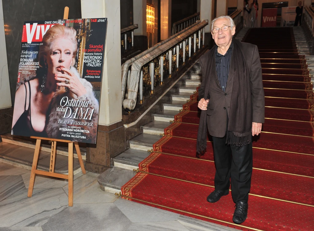 Andrzej Wajda i Beata Tyszkiewicz (na okładce) Andrzej Wajda i Beata Tyszkiewicz (na okładce)