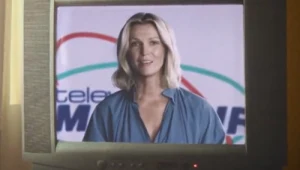 Magda Mołek w filmiku promującym serial "Wielka woda" (źródło: screen Twitter)