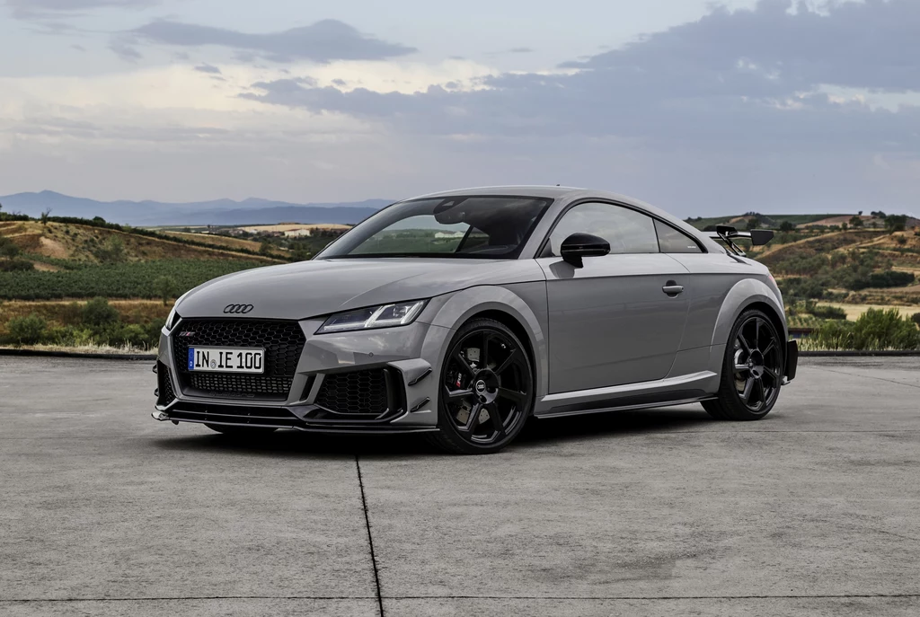 Audi TT RS Coupe iconic edition 