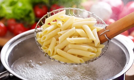 Makarony w różnych konfiguracjach smakowych - w promocji "Tak jak lubisz!".