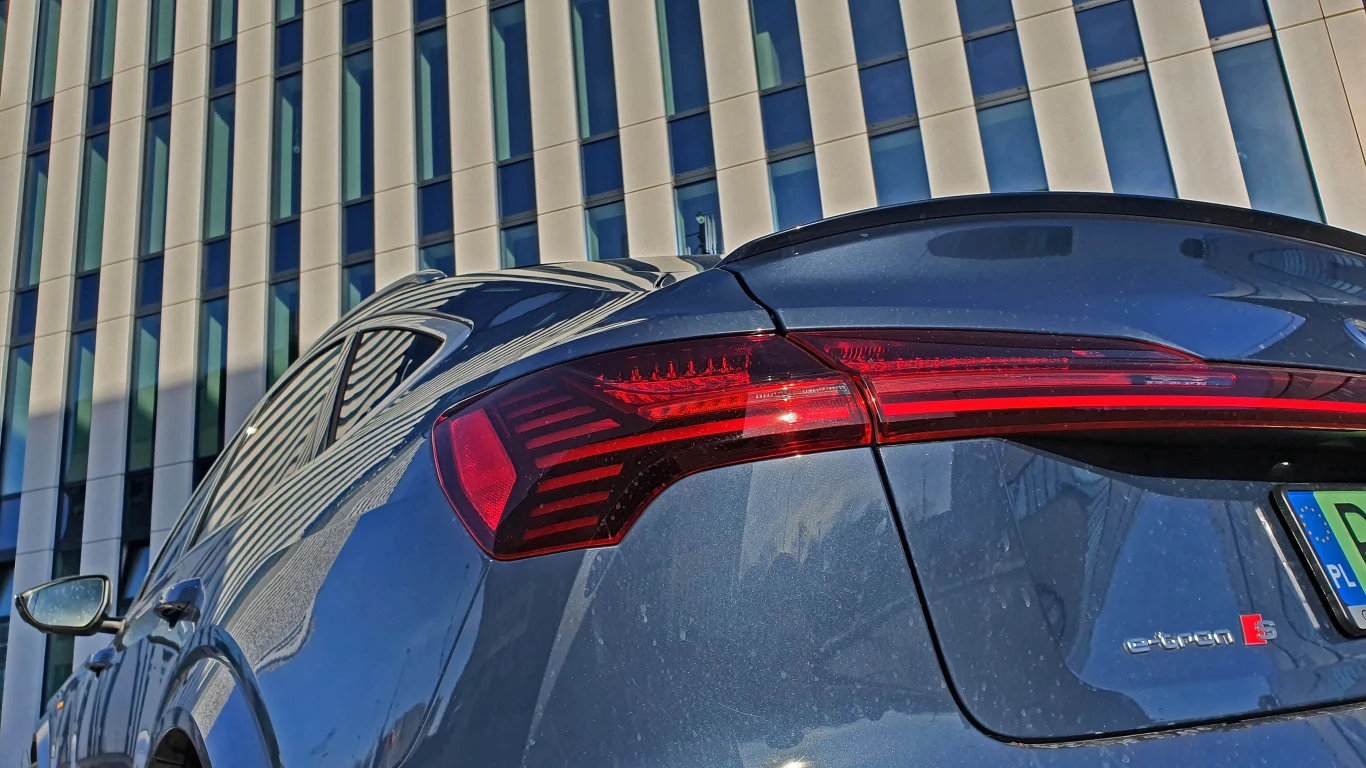 Audi e-tron S Sportback