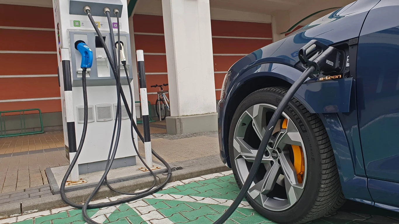 Audi e-tron S Sportback