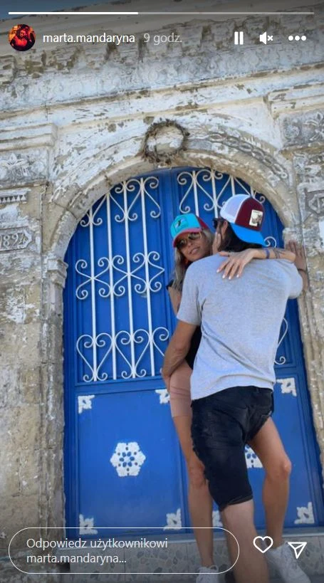 Mandaryna obejmuje się z nowym facetem Mandaryna obejmuje się z nowym facetem