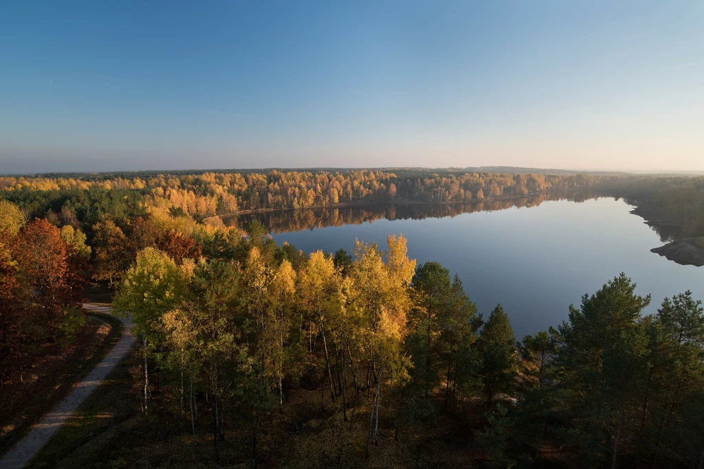 Widoki, które można podziwiać spacerując ścieżką geoturystyczną są zachwycające