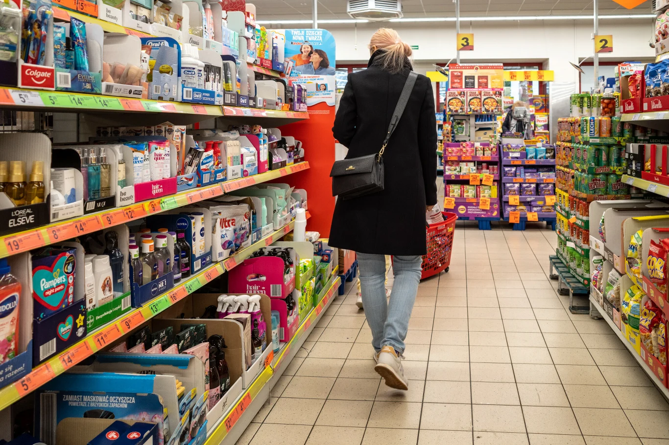 Polacy szukają oszczędności podczas zakupów Polacy szukają oszczędności podczas zakupów